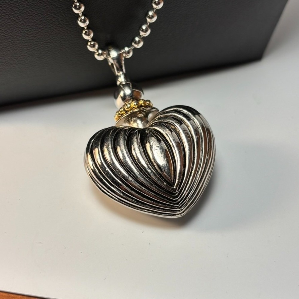 Necklace Set Vintage Silver Gold Heart Pendant Black Glitter Lucite Links - Picture 7 of 11